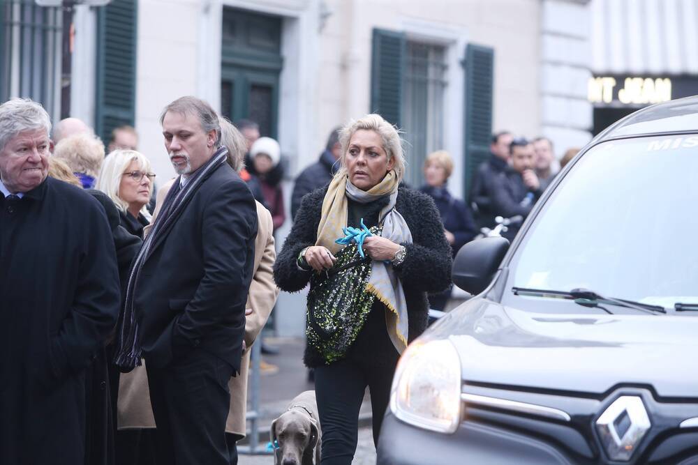 Eilmeldung - Mega-Raubüberfall - 3 Täter überfallen Juwelier und machen 15 Millionen Euro Beute