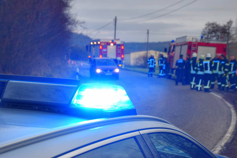 Vollsperrung nach Unfall auf der Autobahn - zeitweise alle Spuren dicht!